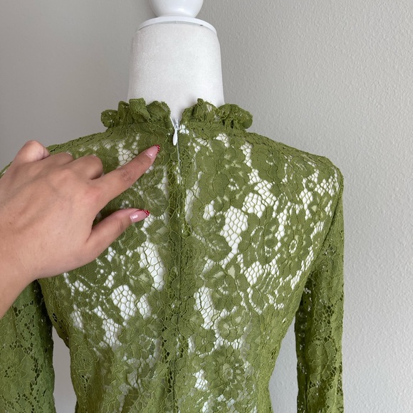 Elegant Green Lace Top - Picture 7 of 7